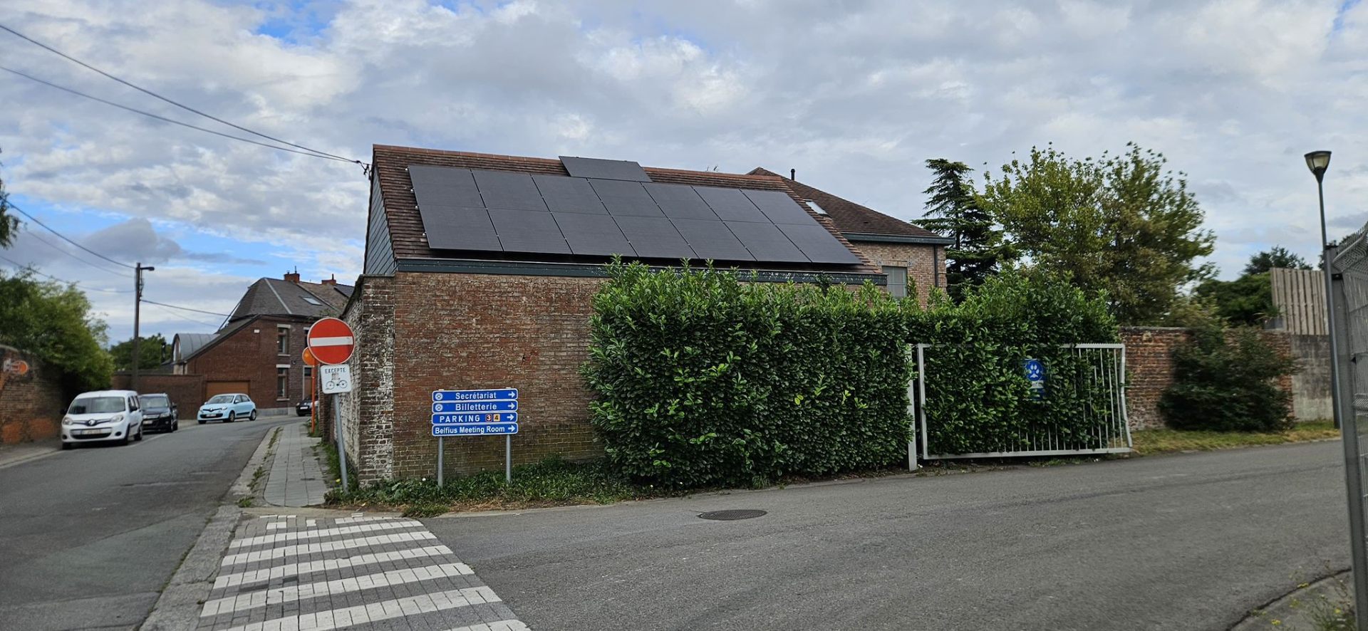 Réalisation panneaux solaires 11 — installation par un artisan certifié en Belgique